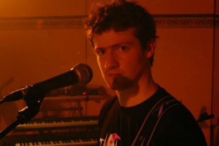 le b&ocirc; t&eacute;n&eacute;breux